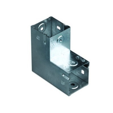 39001 | Угол глухой вертикальный вверх 90°, 50х50, 0.8мм