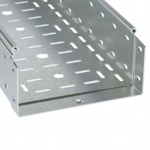 Лоток перфорированный 100х100, L=3000, 1.5мм, цинк-ламельное