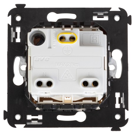 4405013 | Розетка с крышкой в стену, 2P+E, с з/ш, "Avanti", "Ванильная дымка"-2