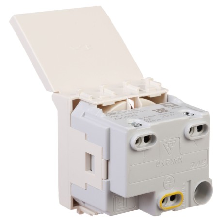 4405012 | Розетка с крышкой модульная, 2P+E, с з/ш, "Avanti", "Ванильная дымка", 2 модуля-3