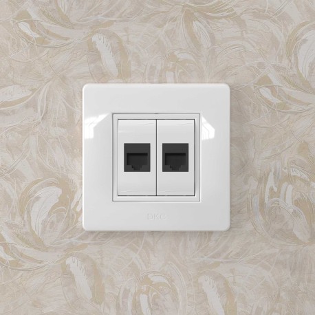 76654B | Комп.роз. RJ45 кат.5e, Brava, белая, 1мод-3