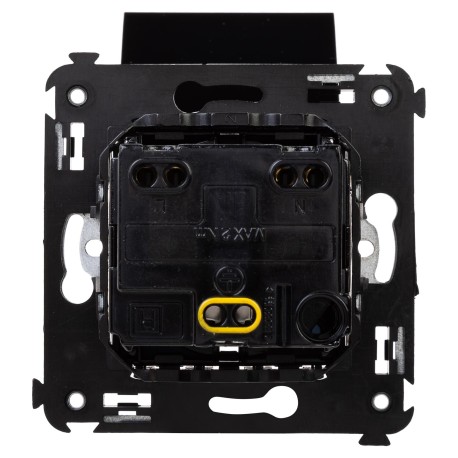 4402013 | Розетка с крышкой в стену, 2P+E, с з/ш, "Avanti", "Черный квадрат"-2