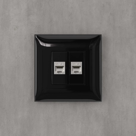 4402764 | Компьютерная розетка RJ-45 без шторки в стену, кат.5e двойная экранированная, "Avanti", "Черный квадрат"-4