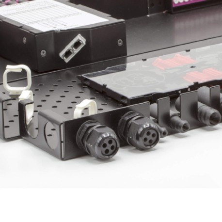 RNMTP1U4M | Оптическая патч-панель для установки 4 претерминированых кассет или адаптерных планок, 1U, черная-3