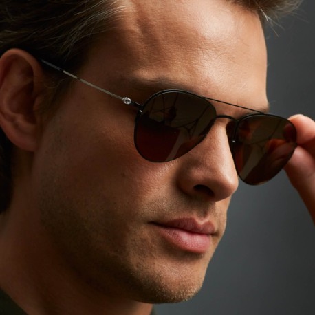 TCSFRA55010002 | Черные солнцезащитные очки из титана с коричневыми линзами. Модель 08-7