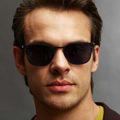 TCSDRS53010001 | Черные солнцезащитные очки из титана с темно-синими линзами. Модель 11-6