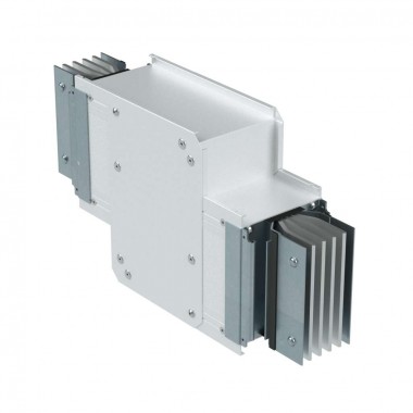 PTA25GDVE1AA000 | Секция вертикальная Z-образная, тип 1, Al, 3P+N+Pe+Fe, 2500А, IP55