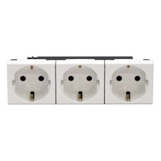Тройная розетка Viva белая